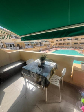 Sunny pool view & Airco apartament Symon Mareverde